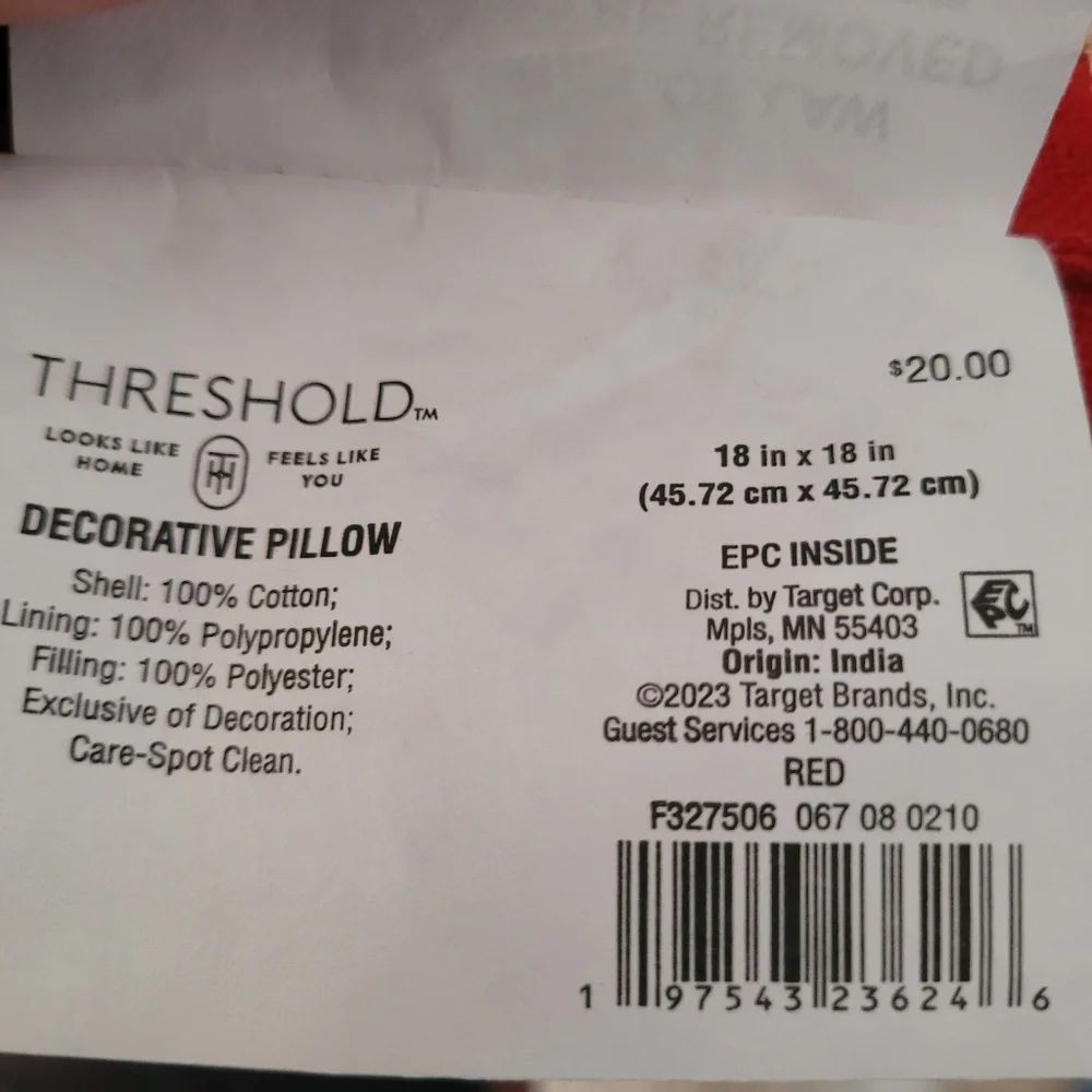 New! Set of 2 Threshold red decorative accent throw pillows heart and flowers